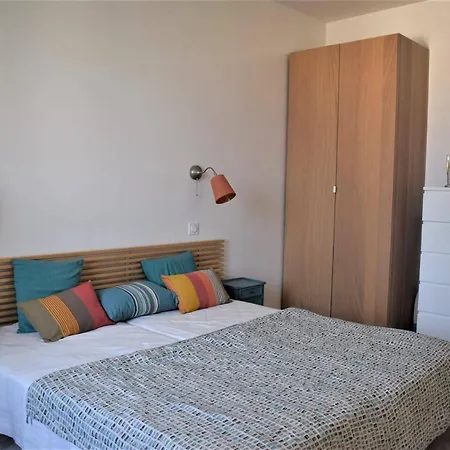 Willa Superbe Maison 4 Etoiles Pour 8 Pers Avec Piscine Sur Le Port De - Ref 873 *