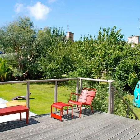 Superbe Maison 4 Etoiles Pour 8 Pers Avec Piscine Sur Le Port De - Ref 873 *